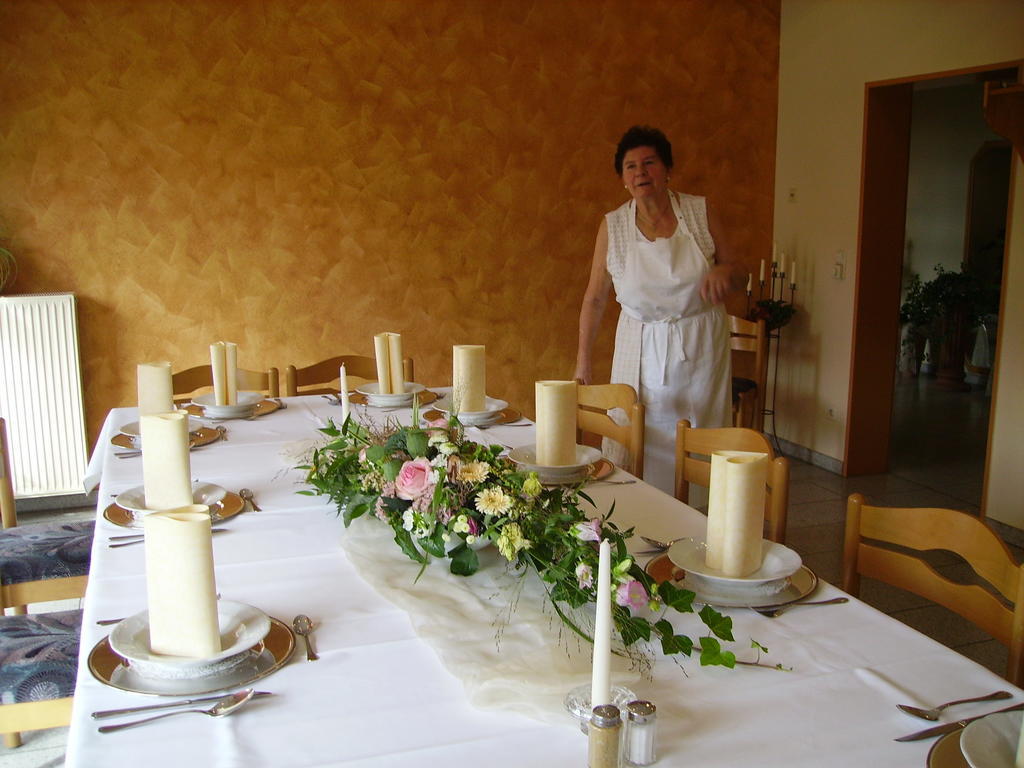 Hotel Zur Erholung Brochthausen Zimmer foto