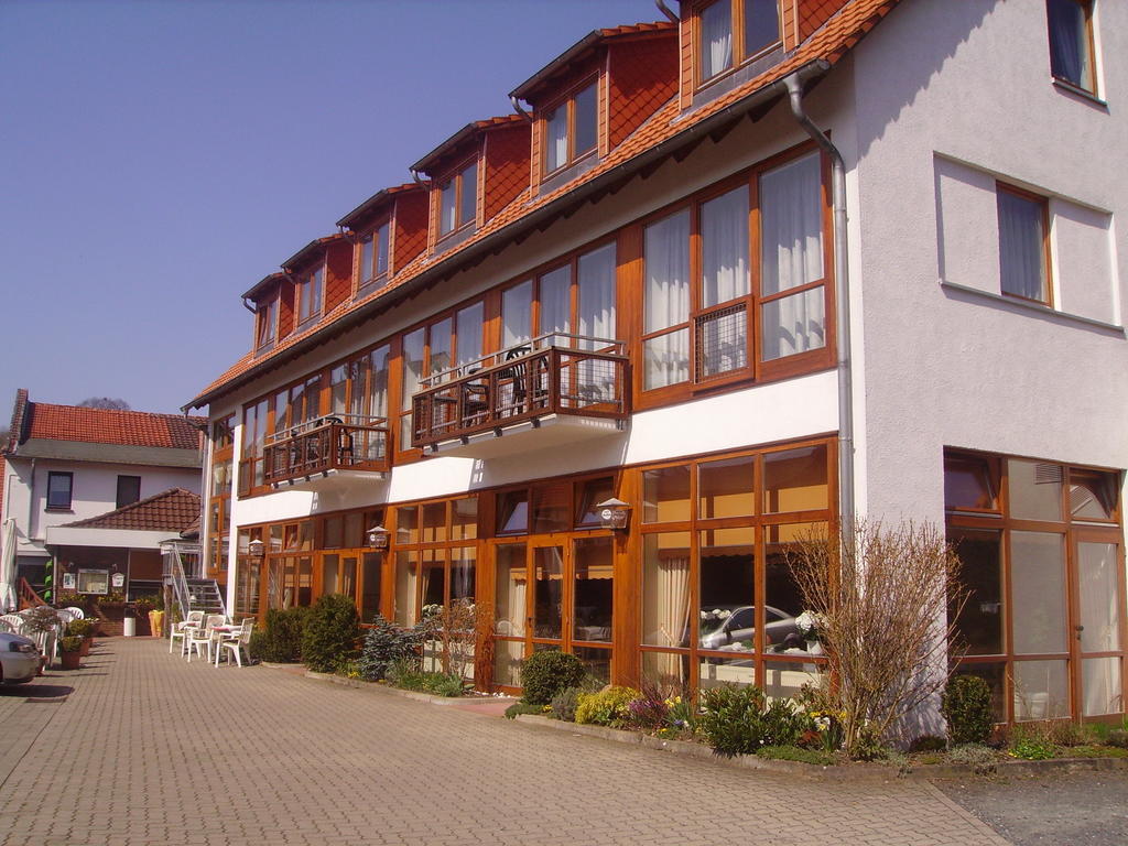 Hotel Zur Erholung Brochthausen Exterior foto