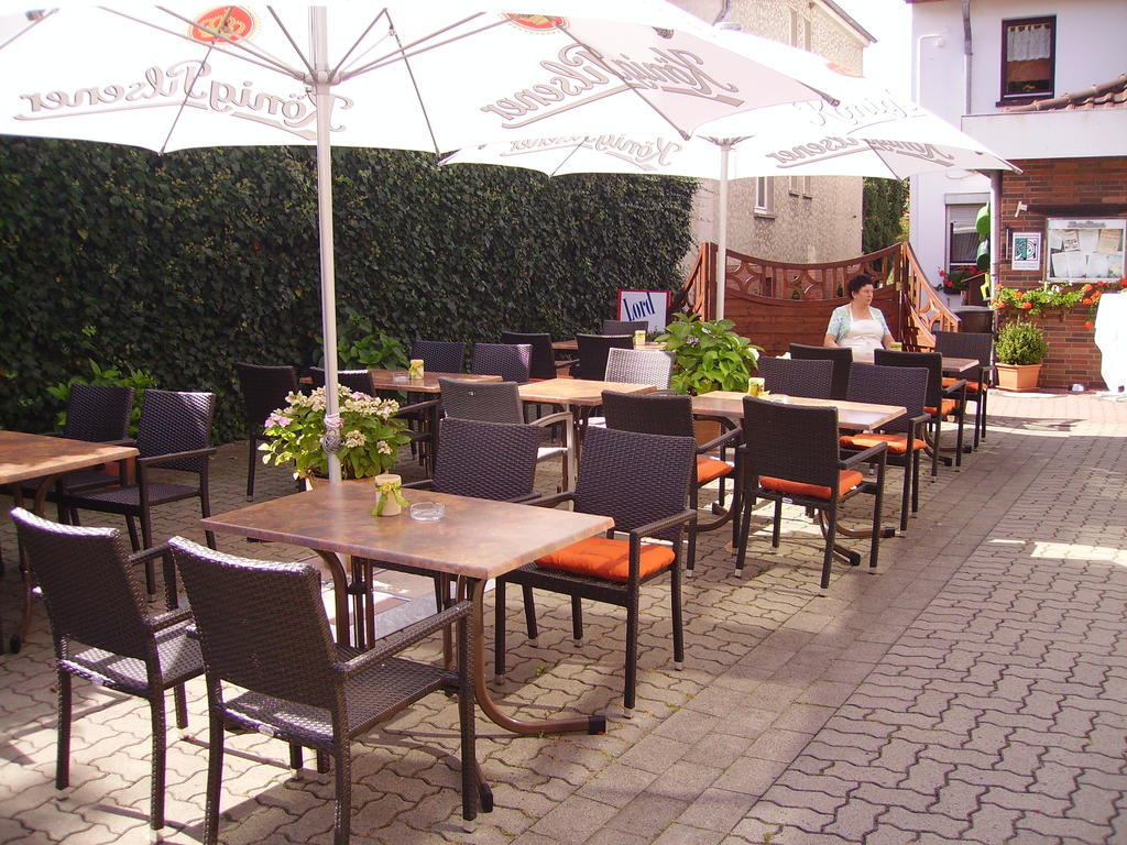 Hotel Zur Erholung Brochthausen Exterior foto